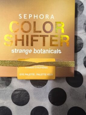 Sephora Gold Color Shifter Strange Botanicals Eye Palette
